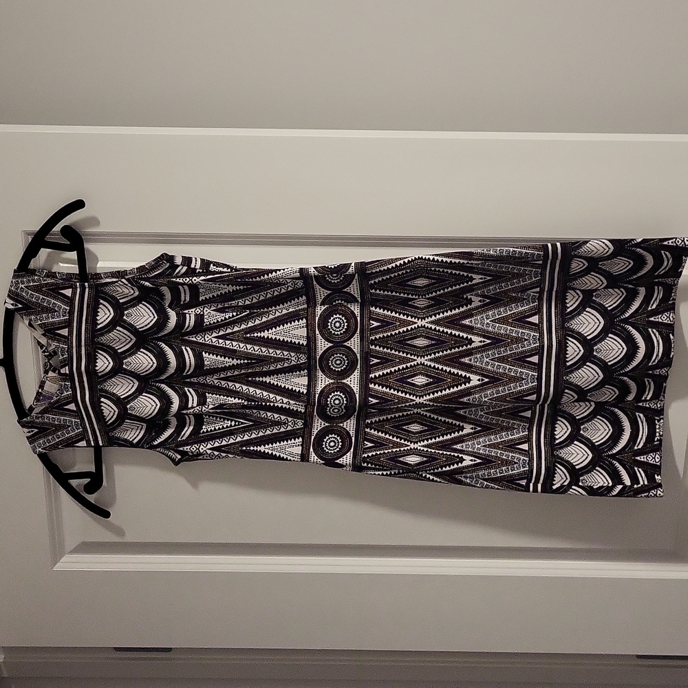 H&M pattern dress. Size XS
